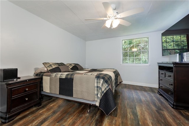 6659 Viking Way, Mobile, AL 36582 - bedroom featuring dark wood finished floors and a ceiling fan