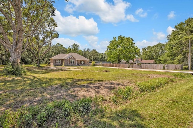 21621 Coleman Cemetery Rd, Moss Point, MS 39562 - view of yard