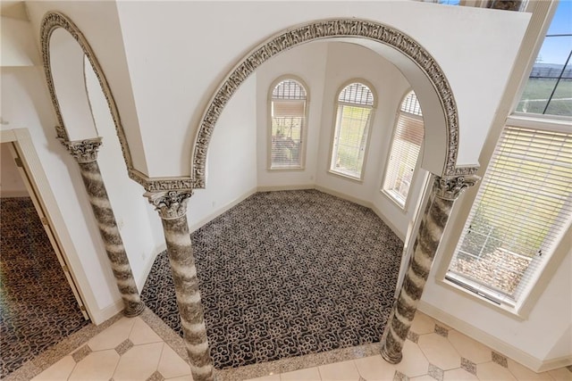 room details featuring baseboards