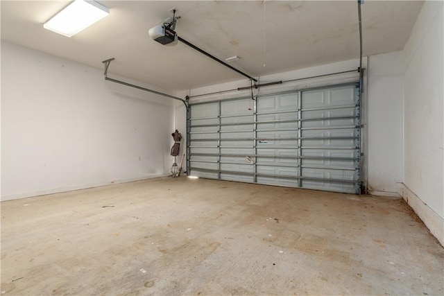 510 Fort Mims Pl, Dauphin Island, AL 36528 - garage featuring a garage door opener