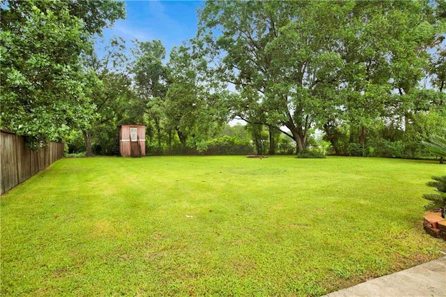 3011 Olde Gate Rd, Mobile, AL 36695 - view of yard featuring a storage shed