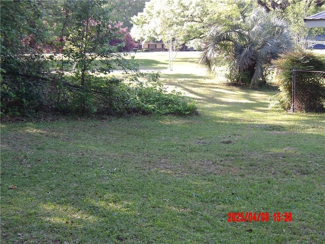 1500 Knob Hill Dr, Mobile, AL 36693 - view of yard