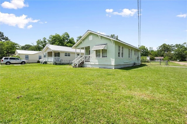 250 10th Ave, Chickasaw, AL 36611 - view of front facade with covered porch