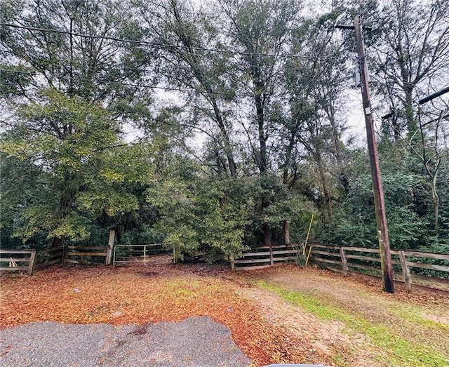 Listing photo 2 for 0 Rose Ching Dr, Mobile AL 36618