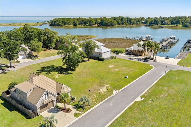 bird's eye view with a water view