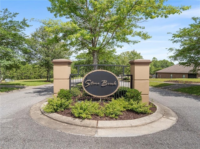 10529 Wales Ln, Spanish Fort, AL 36527 - community / neighborhood sign with a gate