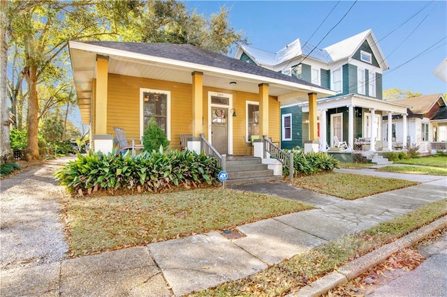 view of front of property with covered porch