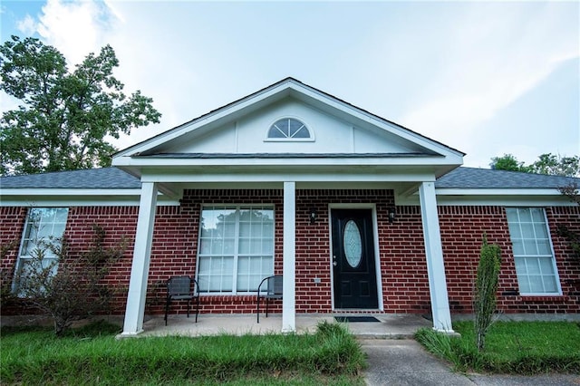 view of front of property with a porch