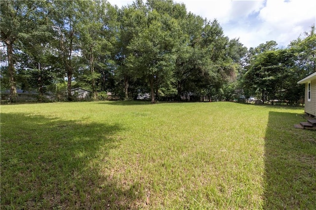 5023 Santos Dr W, Mobile, AL 36619 - view of green lawn