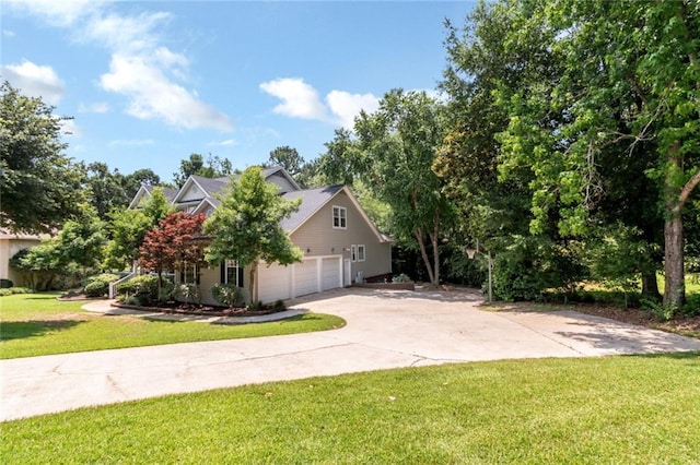 9102 Magnolia Ct, Spanish Fort, AL 36527 - view of side of home with concrete driveway and a lawn