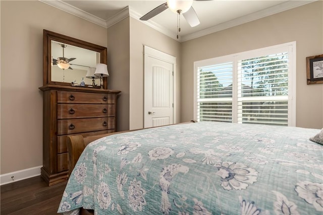 bedroom with a ceiling fan, baseboards, ornamental molding, and dark wood-style flooring