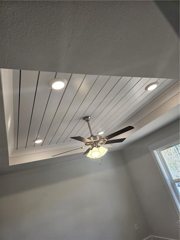 details with ceiling fan