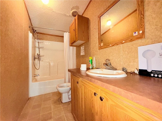 bathroom with a textured ceiling, toilet, vanity, tile patterned floors, and shower / bath combo