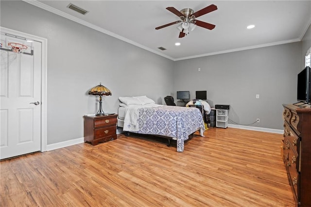 6905 Providence Estates Dr N, Mobile, AL 36695 - bedroom featuring light wood finished floors, crown molding, recessed lighting, and a ceiling fan