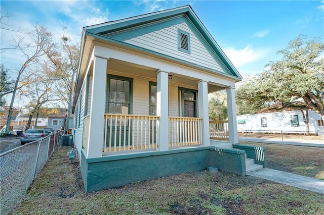 view of front of property with covered porch