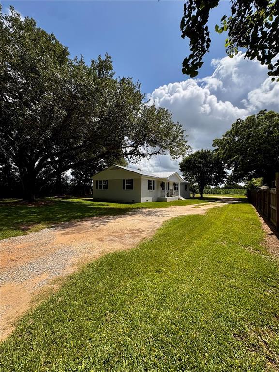 17080A Wayne Johnson Ln, Fairhope, AL 36532 - view of property exterior featuring driveway