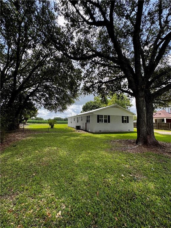 17080A Wayne Johnson Ln, Fairhope, AL 36532 - view of green lawn