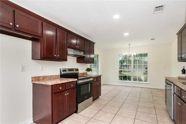 kitchen featuring visible vents, light tile patterned floors, a notable chandelier, under cabinet range hood, and stainless steel appliances
