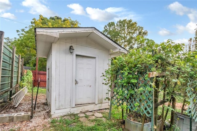 view of outbuilding