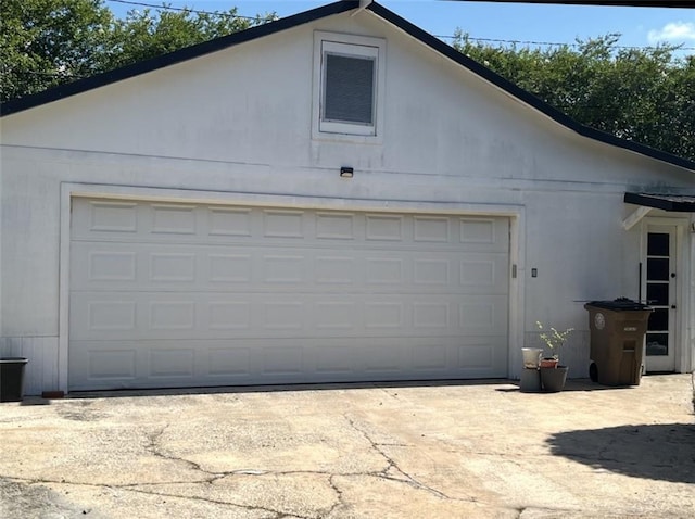 2911 Thornhill Dr, Mobile, AL 36606 - view of garage