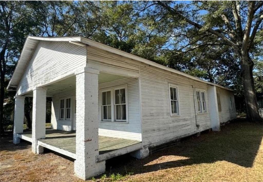 2010 Old Government St, Mobile, AL 36606 - view of side of home