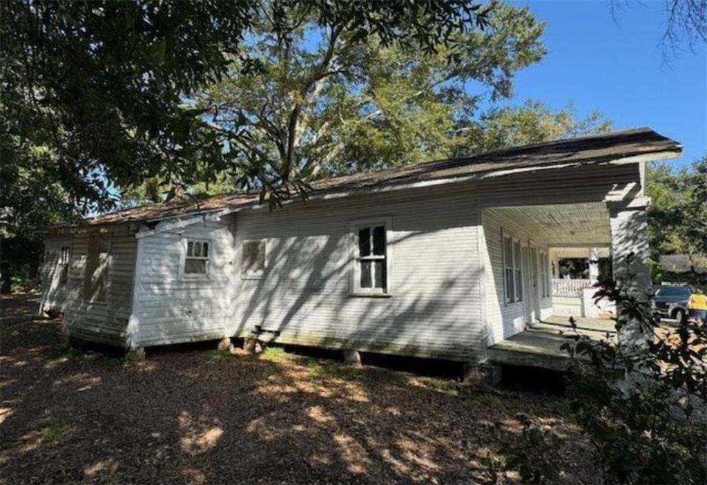 2010 Old Government St, Mobile, AL 36606 - view of side of home