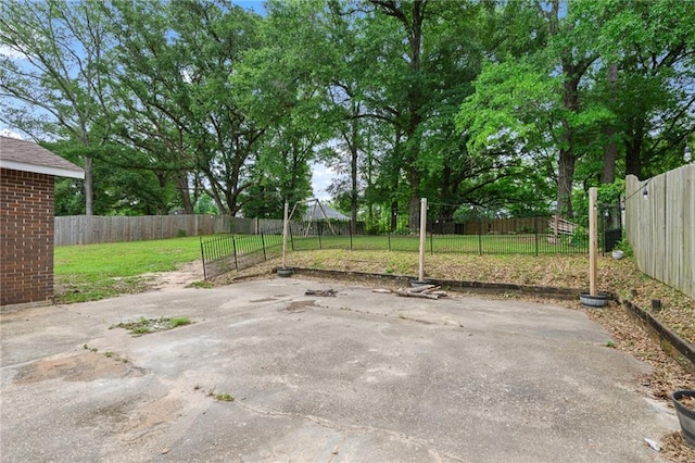 5717 Post Oak Ct, Mobile, AL 36609 - view of patio