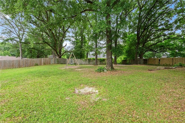 5717 Post Oak Ct, Mobile, AL 36609 - view of yard