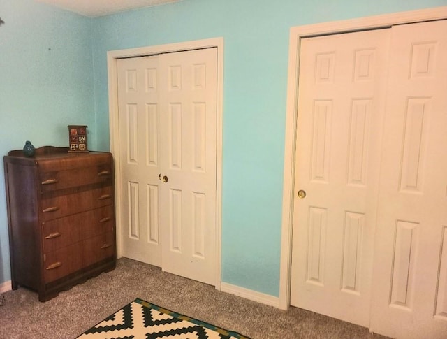 bedroom with carpet