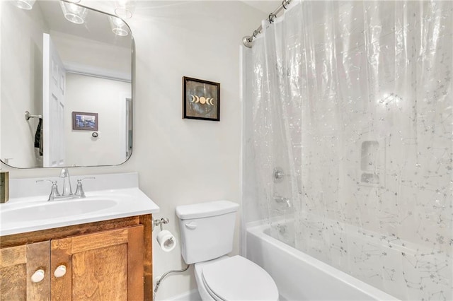 1933 Wildwood Pl, Mobile, AL 36609 - bathroom featuring vanity, shower / bath combo, and toilet
