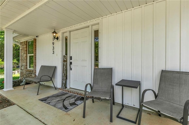 1933 Wildwood Pl, Mobile, AL 36609 - property entrance with a porch