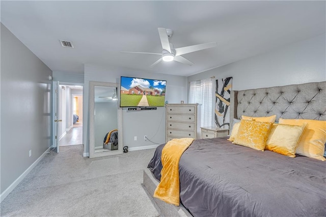 bedroom with ceiling fan