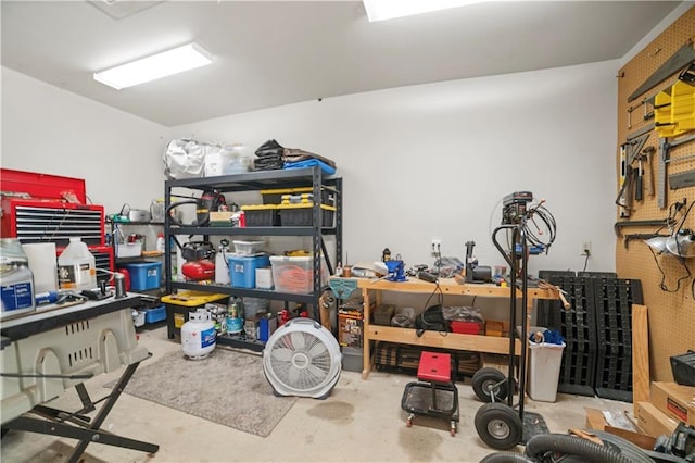 3009 Riverside Dr, Mobile, AL 36605 - view of storage