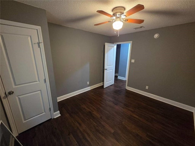 1105 Adams St, Mobile, AL 36603 - unfurnished room featuring wood finished floors, ceiling fan, and a textured ceiling