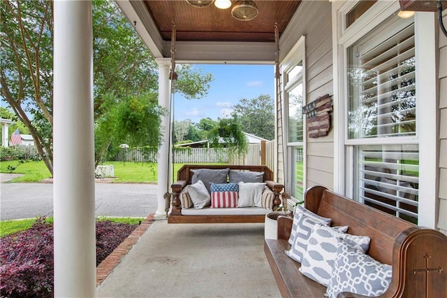 view of sunroom / solarium