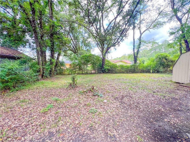 2602 Eldorado Dr, Mobile, AL 36605 - view of yard