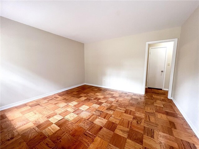 2602 Eldorado Dr, Mobile, AL 36605 - spare room with baseboards