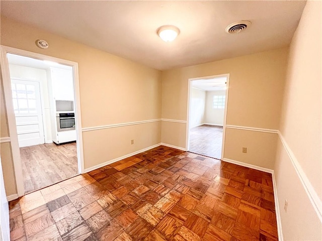 2602 Eldorado Dr, Mobile, AL 36605 - unfurnished room featuring baseboards