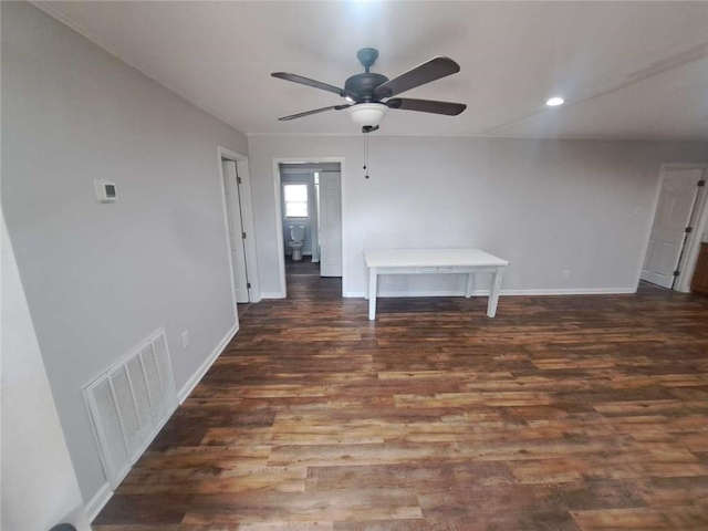 empty room featuring wood finished floors, visible vents, baseboards, recessed lighting, and ceiling fan