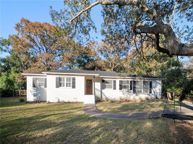 ranch-style house with a front yard