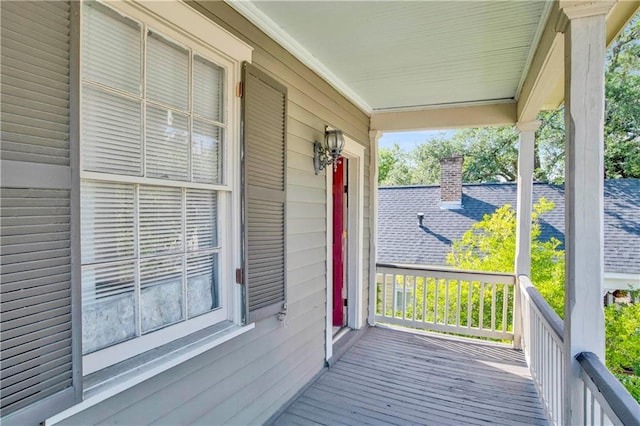 deck with covered porch