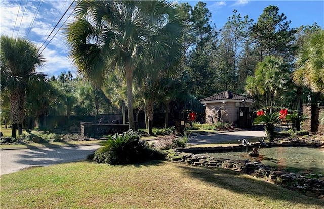 Listing photo 3 for 2980 Canary Island Dr, Mobile AL 36695