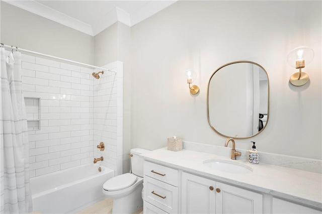 313 Cuban Lilly Dr, Fairhope, AL 36532 - bathroom featuring vanity, shower / bath combo, and toilet