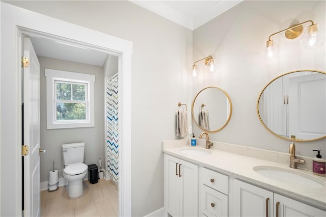 313 Cuban Lilly Dr, Fairhope, AL 36532 - full bath featuring double vanity, toilet, and baseboards
