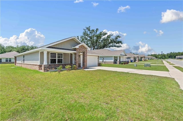 view of front facade featuring a garage and a front yard