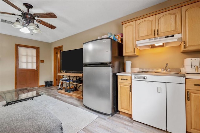 562 Vaughn Dr N, Satsuma, AL 36572 - kitchen featuring freestanding refrigerator, under cabinet range hood, light brown cabinets, ceiling fan, and light wood-style floors