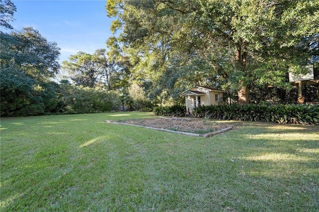 26 Julia St S, Mobile, AL 36604 - view of green lawn