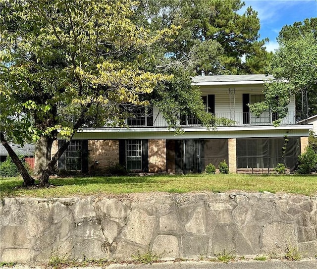 view of front facade