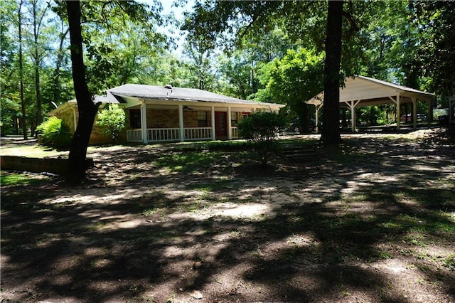 view of front of property