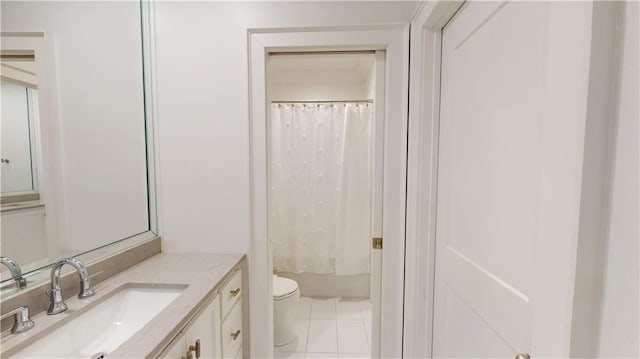 140E Mcgregor Ave S, Mobile, AL 36608 - bathroom featuring vanity, toilet, tile patterned floors, and shower / bath combination with curtain